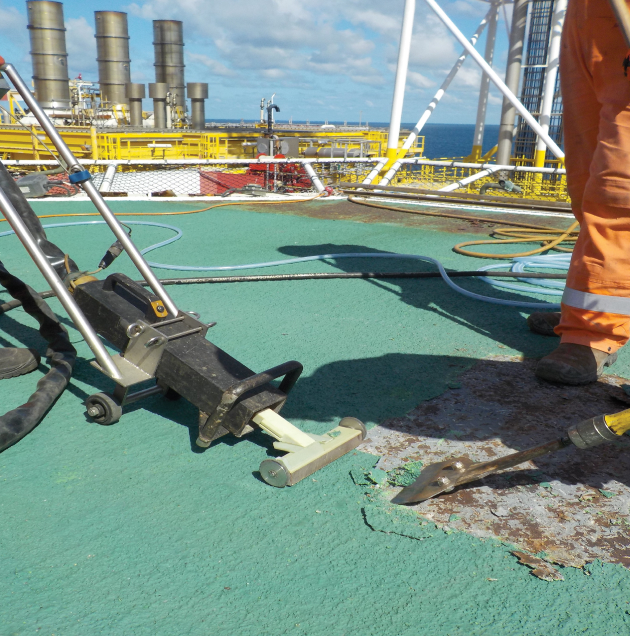 Helideck Coating Removal by
RPR: 10 Millimetre Epoxy Anti Skid
Coating Removal by OFTEC GMBH